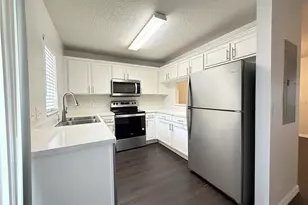 254 Castlekeeper Pl, Valrico, FL 33594 - Photo 6