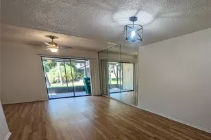 9209 Seminole Blvd, Seminole, FL 33772 - Photo 4