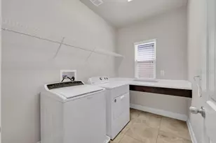 14306 Barrington Stowers Dr, Lithia, FL 33547 - Photo 22