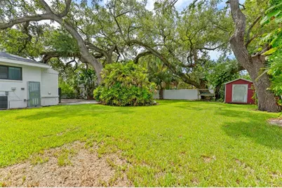 802 W Coral Street, Tampa, FL 33602 - Photo 50