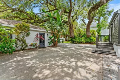 802 W Coral Street, Tampa, FL 33602 - Photo 10