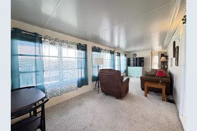 35114 Garber Lane, Zephyrhills, FL 33541 - Photo 4