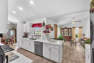 2114 W Hanna Ave, Tampa, FL 33604 - Photo 8