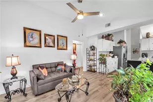 2114 W Hanna Ave, Tampa, FL 33604 - Photo 14
