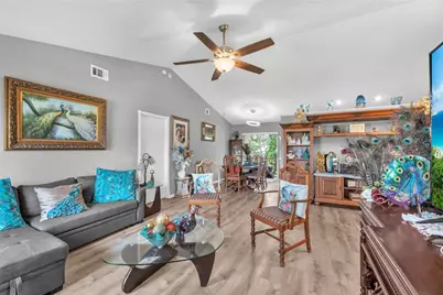 2114 W Hanna Avenue, Tampa, FL 33604 - Photo 6
