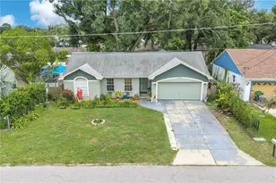2114 W Hanna Ave, Tampa, FL 33604 - Photo 2