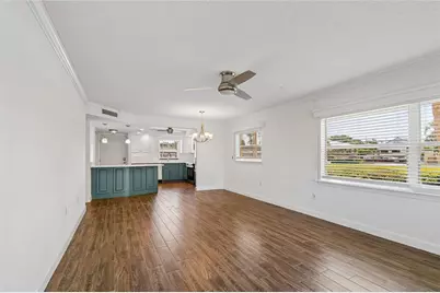 4575 Cove Circle #101, Saint Petersburg, FL 33708 - Photo 18