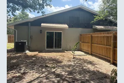 3830 Valley Tree Drive, Tampa, FL 33610 - Photo 8
