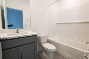 4460 Rachel Fls Dr, Tampa, FL 33610 - Photo 10