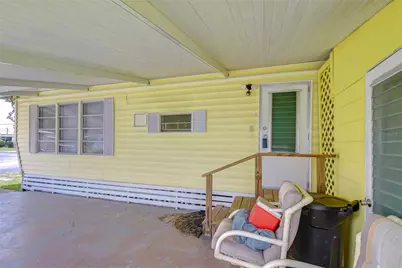 37344 Hammond Drive, Zephyrhills, FL 33541 - Photo 4