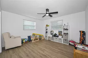 4350 45th St N, Saint Petersburg, FL 33714 - Photo 16