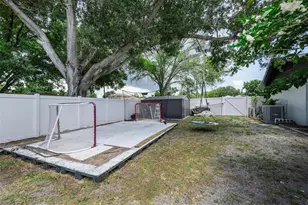 4350 45th St N, Saint Petersburg, FL 33714 - Photo 22