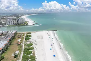 7600 Bayshore Dr, Treasure Island, FL 33706 - Photo 36