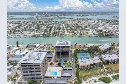 7600 Bayshore Drive #701, Treasure Island, FL 33706 - Photo 32