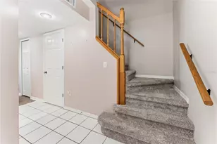 9044 Lake Pl Ln, Tampa, FL 33634 - Photo 8