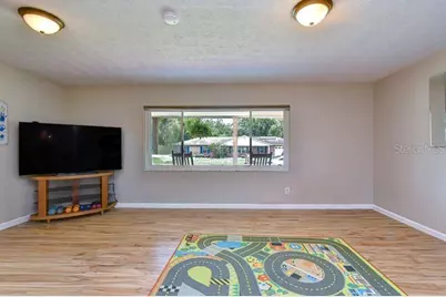 601 Larrie Ellen Way, Brandon, FL 33511 - Photo 14