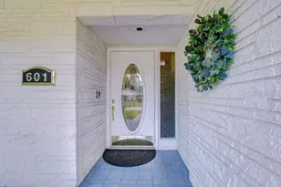 601 Larrie Ellen Way, Brandon, FL 33511 - Photo 10