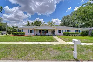601 Larrie Ellen Way, Brandon, FL 33511 - Photo 2