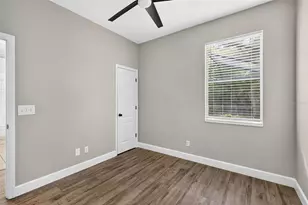 6135 Whimbrelwood Dr, Lithia, FL 33547 - Photo 32