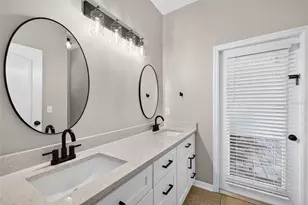 6135 Whimbrelwood Dr, Lithia, FL 33547 - Photo 36