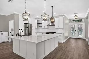 6135 Whimbrelwood Dr, Lithia, FL 33547 - Photo 4