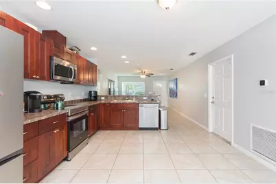 1922 Melrose Avenue S, Saint Petersburg, FL 33715 - Photo 12