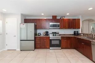1922 Melrose Ave S, Saint Petersburg, FL 33715 - Photo 10