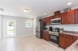 1922 Melrose Ave S, Saint Petersburg, FL 33715 - Photo 8