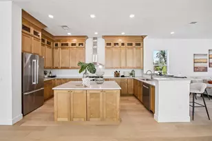 126 Ricardo Way NE, Saint Petersburg, FL 33704 - Photo 22