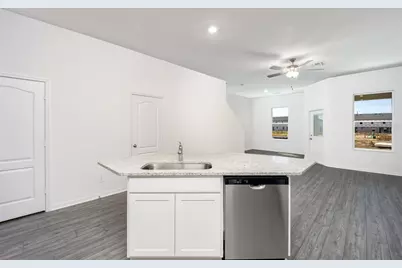 697 Poppy Lane, Dundee, FL 33838 - Photo 6