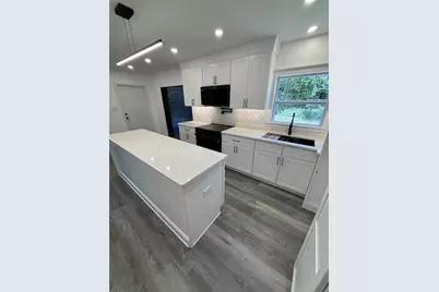 2911 Williams Road, Plant City, FL 33565 - Photo 14
