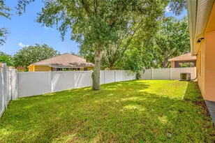 13002 Terrace Springs Dr, Tampa, FL 33637 - Photo 14