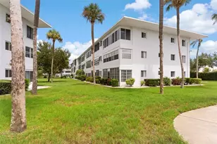 11251 80th Ave, Seminole, FL 33772 - Photo 12