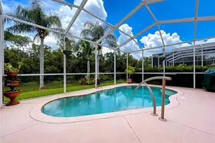 27544 Breakers Dr, Wesley Chapel, FL 33544 - Photo 4