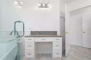 3924 Versailles Dr, Tampa, FL 33634 - Photo 20