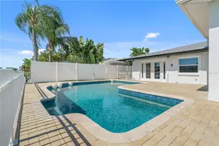 3924 Versailles Dr, Tampa, FL 33634 - Photo 30