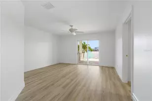 3924 Versailles Dr, Tampa, FL 33634 - Photo 12