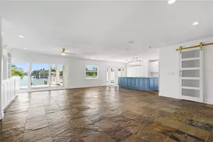 3924 Versailles Dr, Tampa, FL 33634 - Photo 4