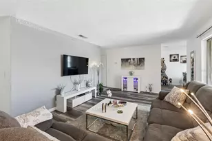 7210 N Manhattan Ave, Tampa, FL 33614 - Photo 8