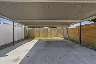 2704 W Leroy St, Tampa, FL 33607 - Photo 24