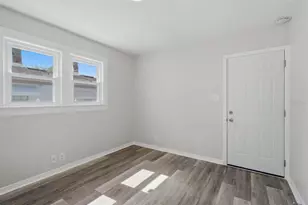 2704 W Leroy St, Tampa, FL 33607 - Photo 12