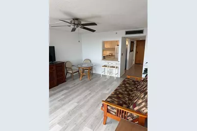 255 Dolphin Point #404, Clearwater Beach, FL 33767 - Photo 4