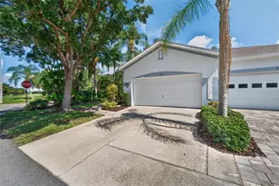 2193 Acadia Greens Dr, Sun City Center, FL 33573 - Photo 4