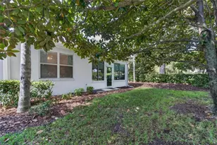 2193 Acadia Greens Dr, Sun City Center, FL 33573 - Photo 12