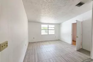 4037 Las Vegas Dr, New Port Richey, FL 34653 - Photo 4
