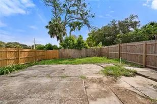 605 S S Disston Ave, Tarpon Springs, FL 34689 - Photo 24