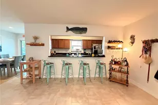 8328 41st Ave N, Saint Petersburg, FL 33709 - Photo 2