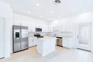 10764 Ichetucknee Wy, New Port Richey, FL 34655 - Photo 4