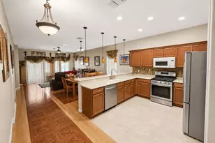 9305 Mandrake Ct, Tampa, FL 33647 - Photo 6