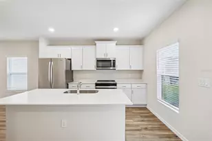 9176 Bent Br, Dade City, FL 33525 - Photo 10